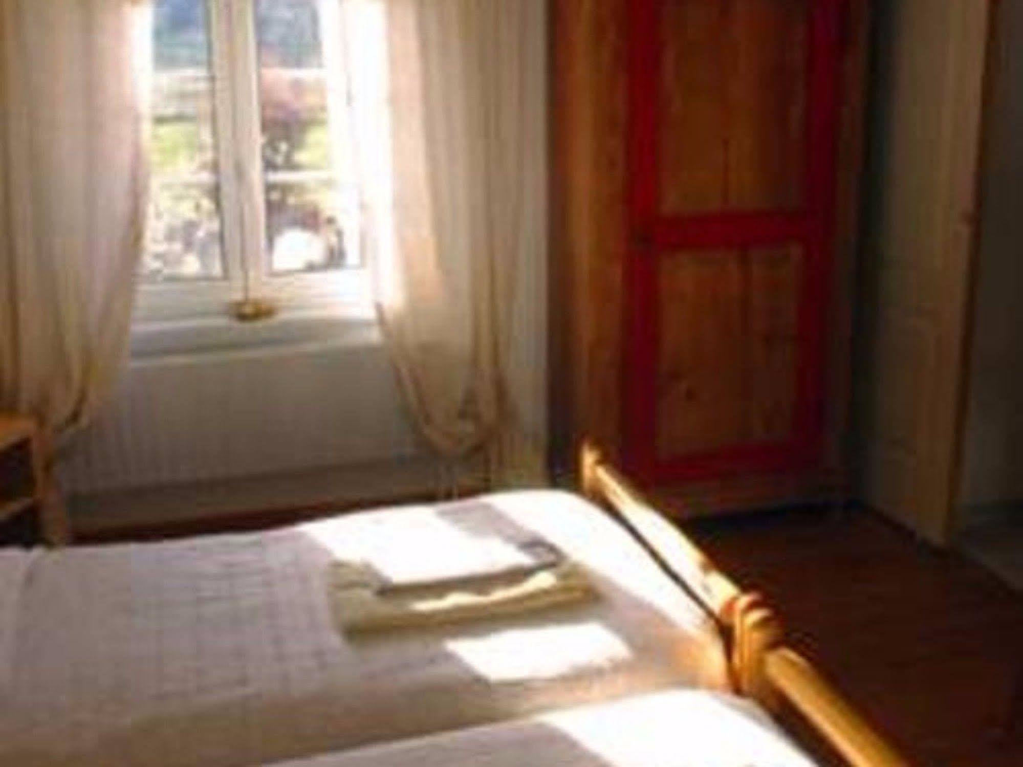 לה הוואלד Auberge D'Hotes L'Instant מראה חיצוני תמונה